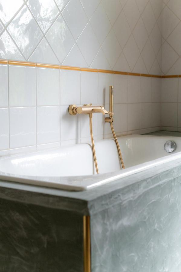 Chambres D'Hotes B&B - Chateau De Sienne Proche Avignon Orange Piscine Riviere Chusclan Exterior foto