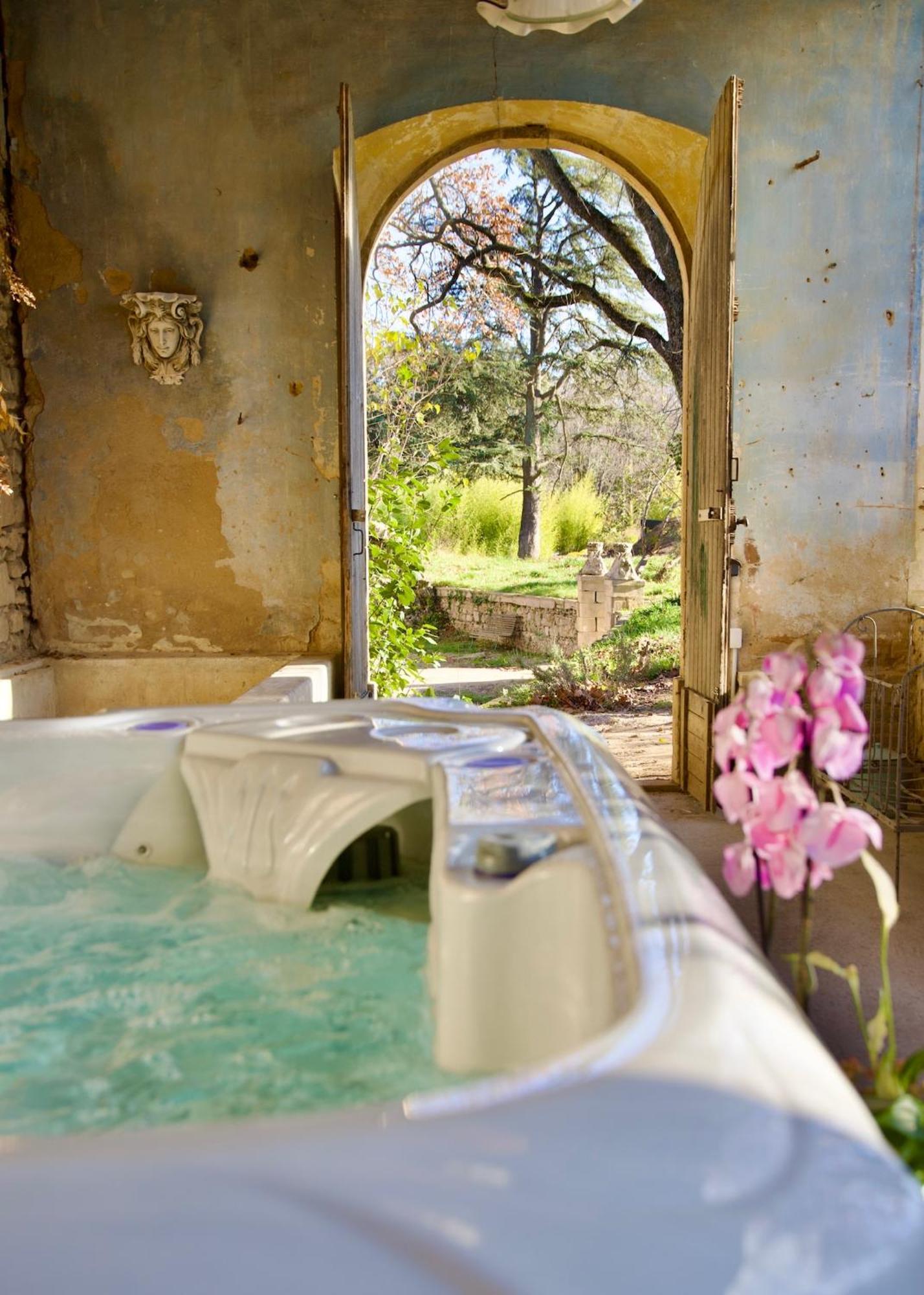Chambres D'Hotes B&B - Chateau De Sienne Proche Avignon Orange Piscine Riviere Chusclan Exterior foto
